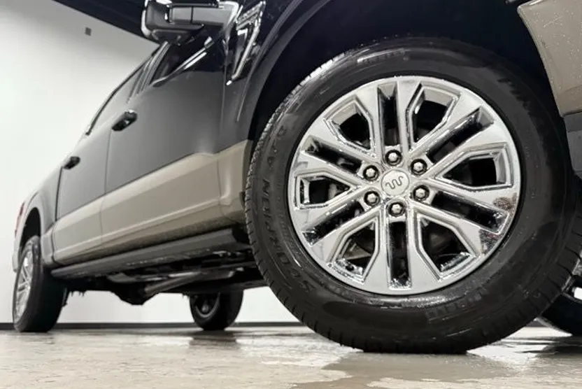 2025 Ford F-150 King Ranch photo 1