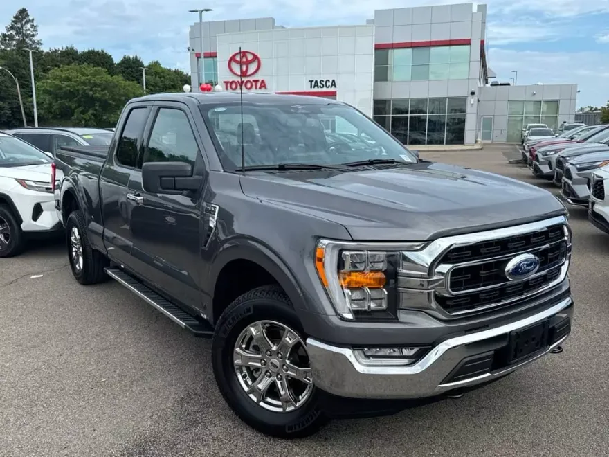 2023 Ford F-150 XLT photo 1