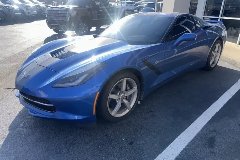 2014 Chevrolet Corvette Stingray Base 1LT photo 1