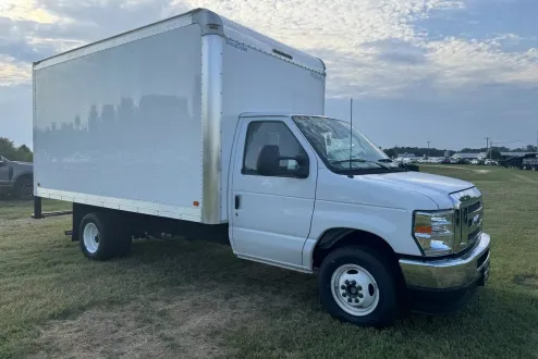 2024 Ford E-350 photo 2