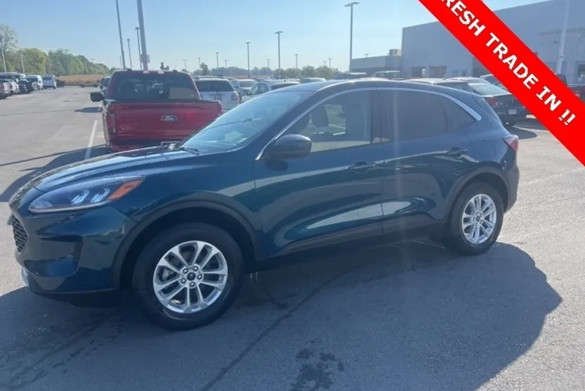 2020 Ford Escape SE photo 1