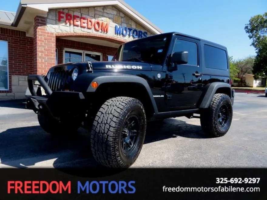 2012 Jeep Wrangler Rubicon photo 1