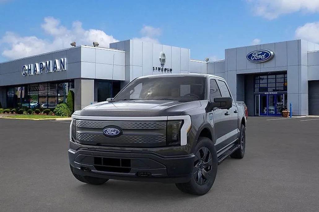 2025 Ford F-150 Lightning photo 1