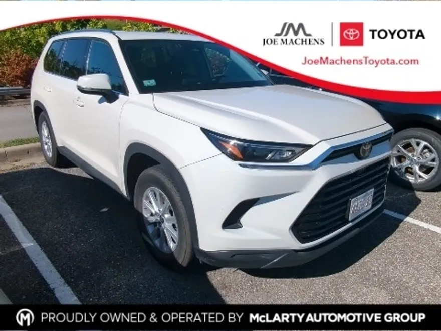 2024 Toyota Grand Highlander XLE photo 1