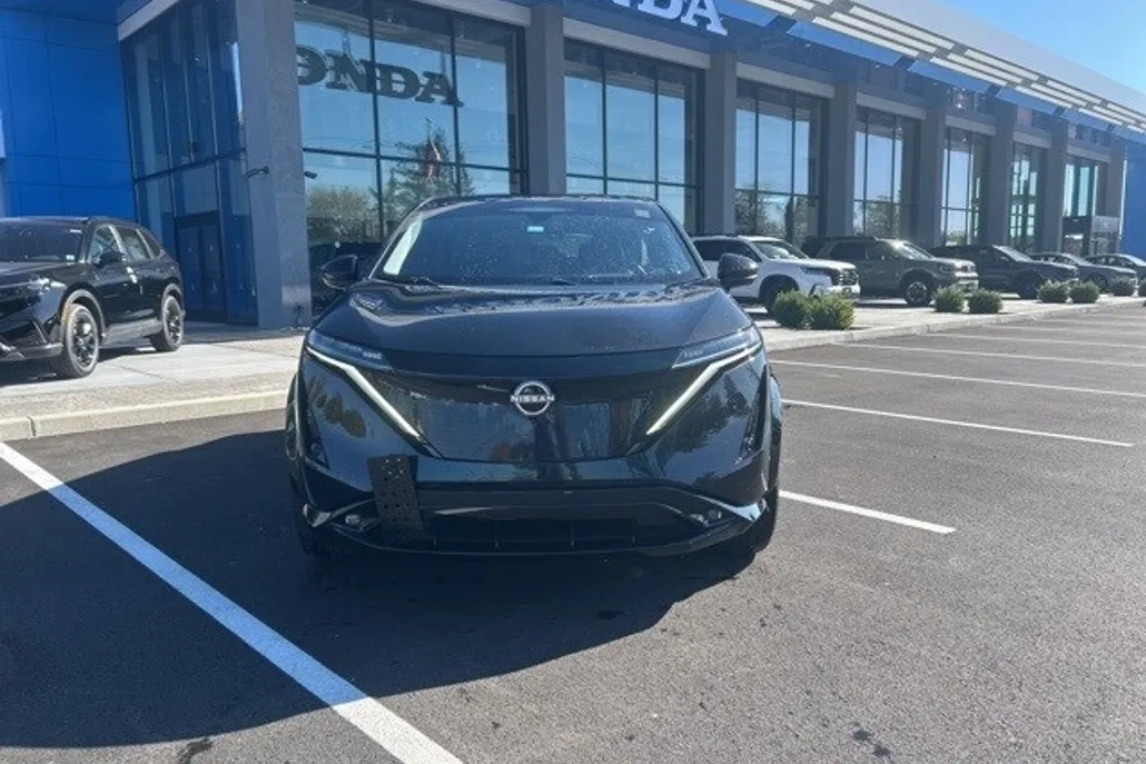 2023 Nissan ARIYA Premiere photo 1