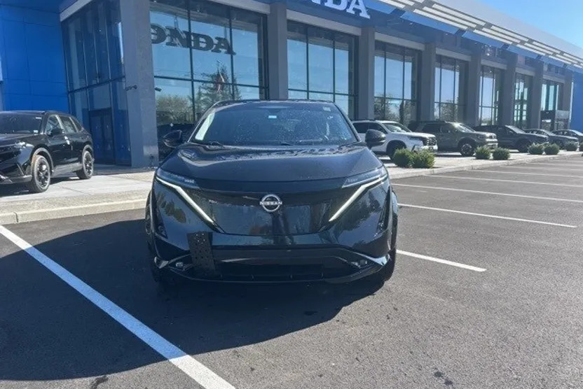 2023 Nissan ARIYA Premiere photo 1