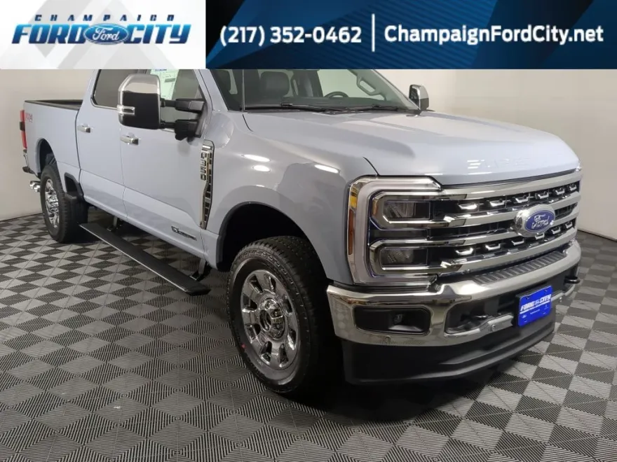 2025 Ford F-350 Lariat photo 1