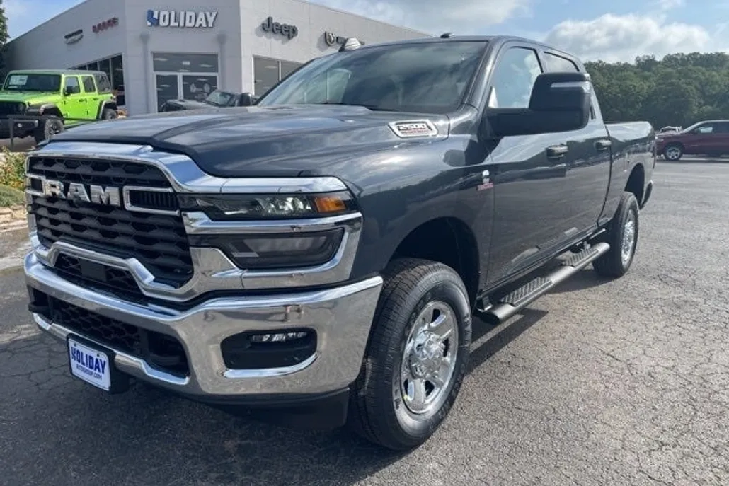 2025 Ram 2500 Tradesman photo 1