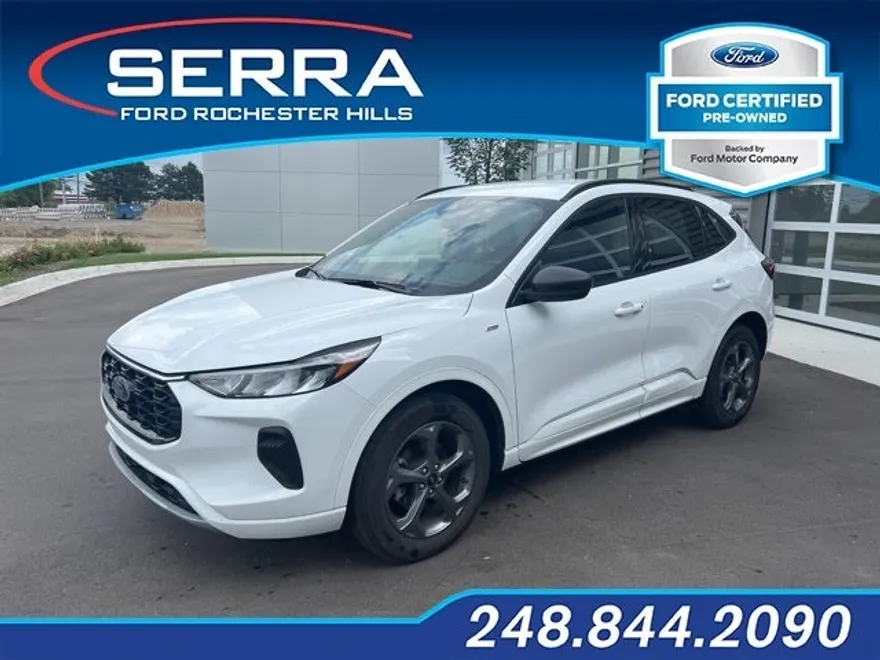 2023 Ford Escape ST-Line photo 1