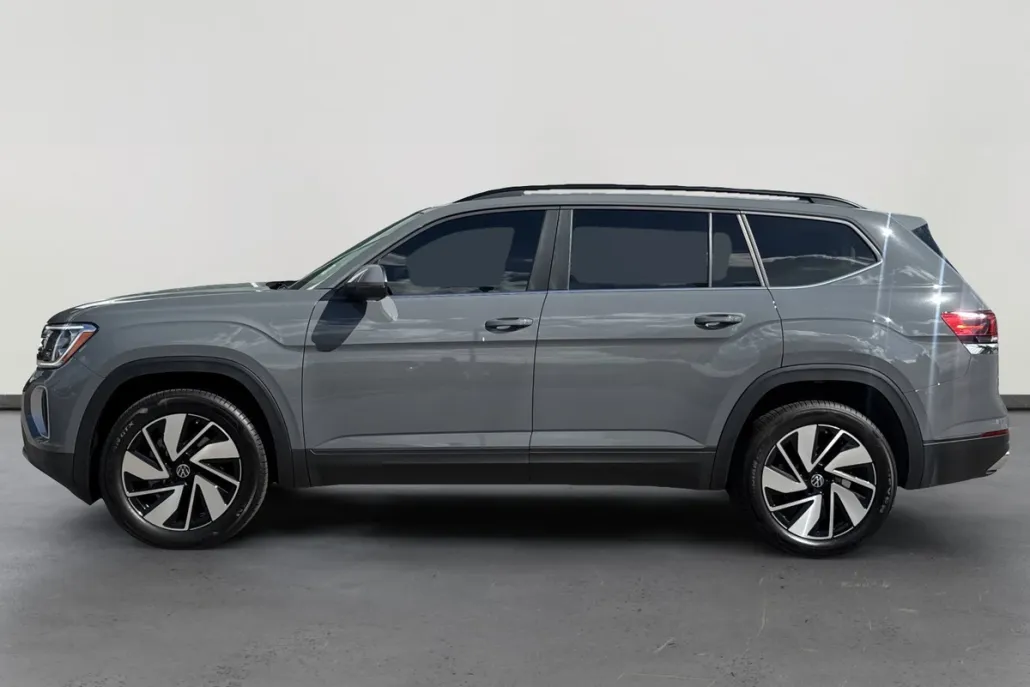 2026 Volkswagen Atlas SE Technology photo 1
