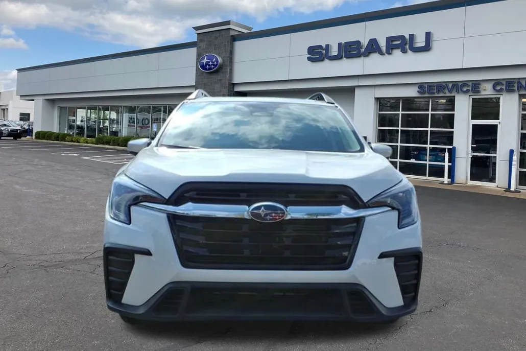 2024 Subaru Ascent Premium photo 1