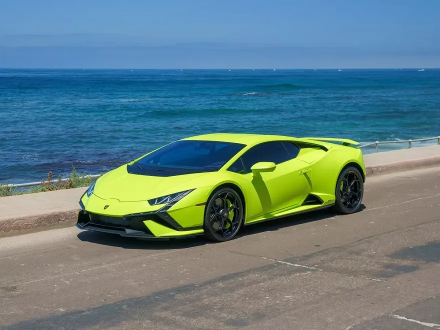 2024 Lamborghini Huracan Tecnica photo 1