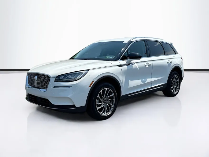 2022 Lincoln Corsair Standard photo 1