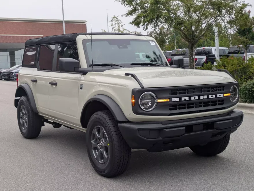 2025 Ford Bronco Big Bend photo 1