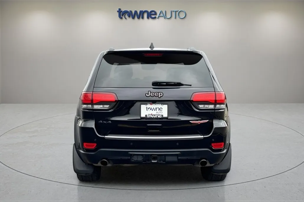 2021 Jeep Grand Cherokee Trailhawk photo 1