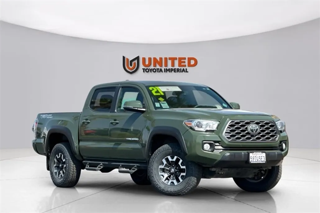 2021 Toyota Tacoma TRD Off-Road V6 photo 1