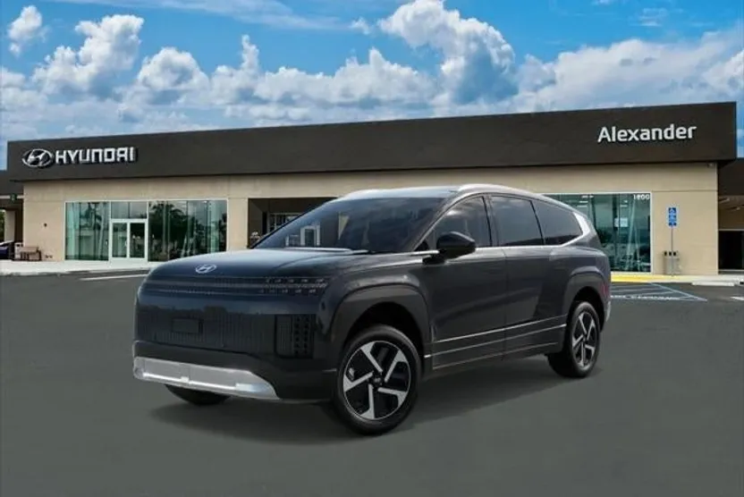 2026 Hyundai Ioniq SE photo 1