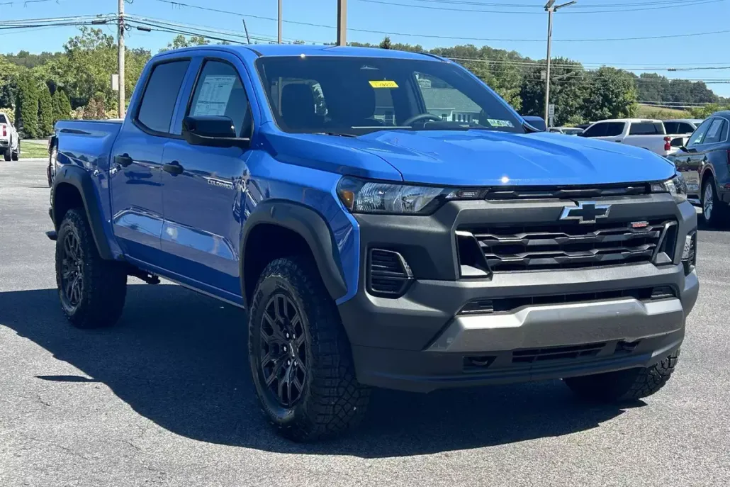 2026 Chevrolet Colorado Trail Boss photo 1