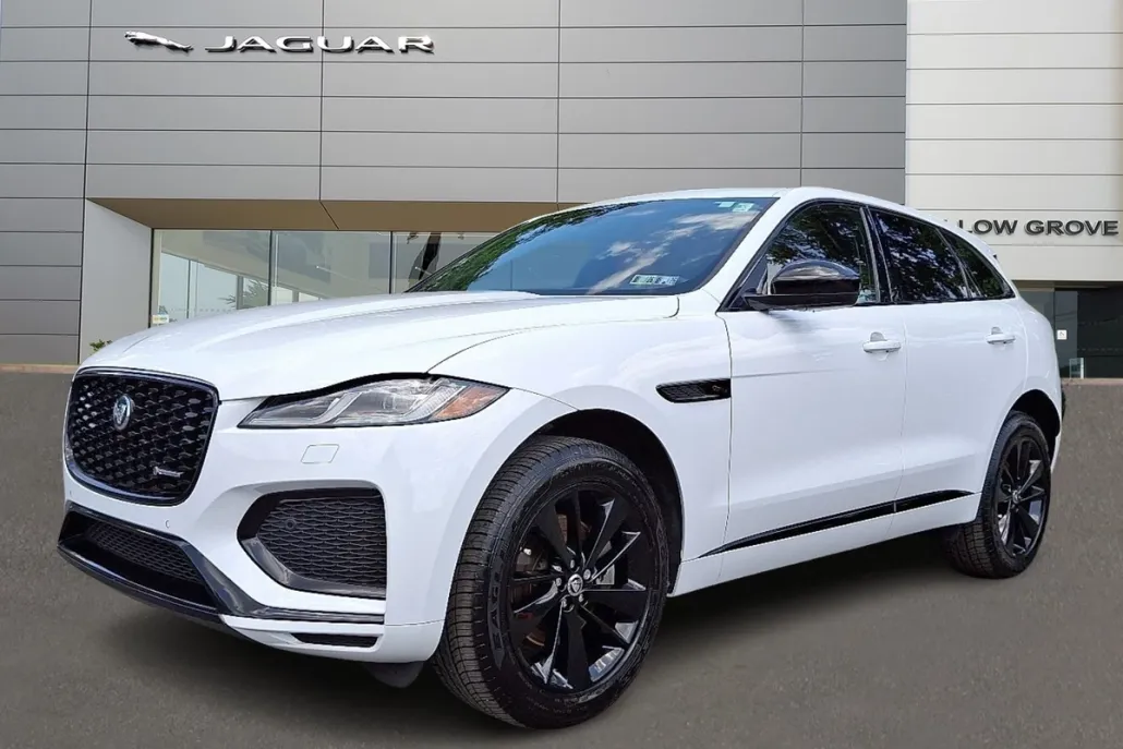 2025 Jaguar F-PACE R-Dynamic S P250 photo 1