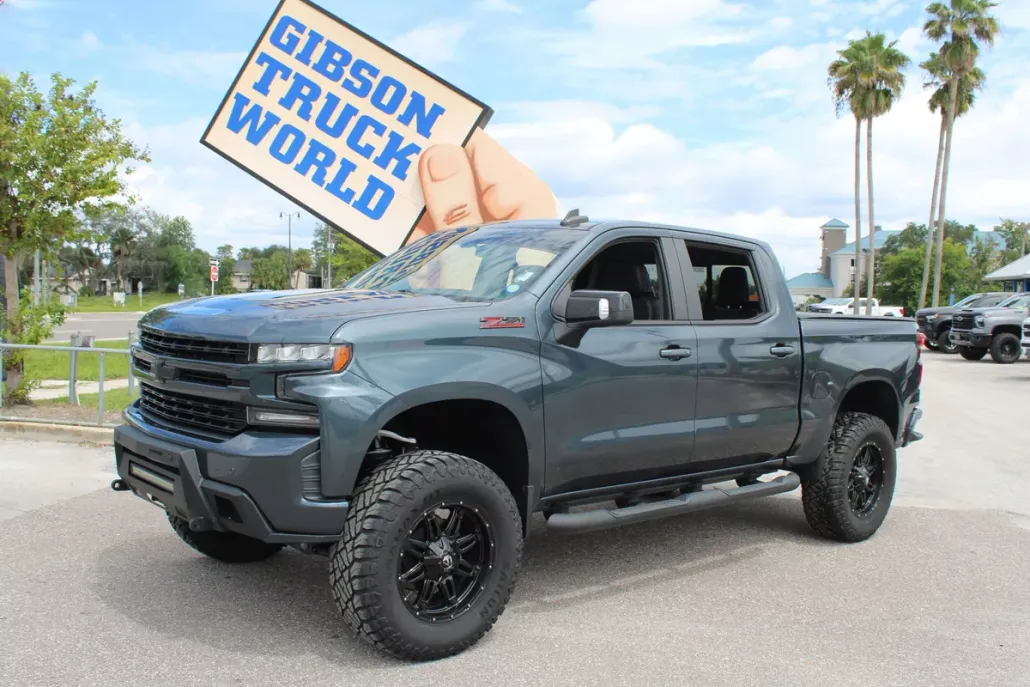 2020 Chevrolet Silverado 1500 RST photo 1