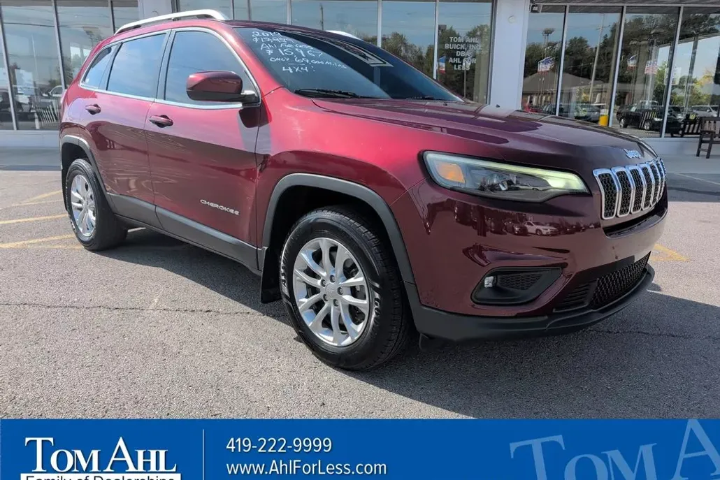 2019 Jeep Cherokee Latitude photo 1