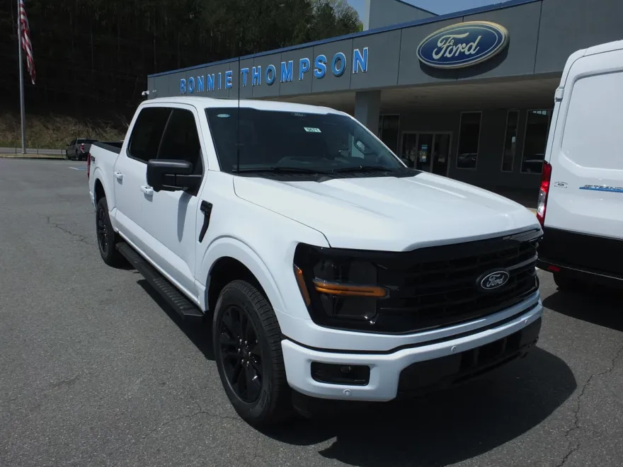 2025 Ford F-150 XLT photo 1