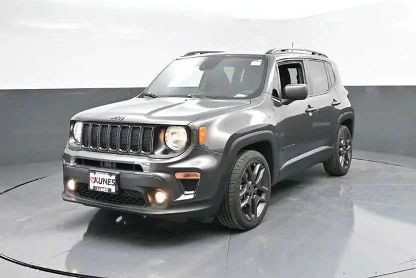 2021 Jeep Renegade Latitude photo 1