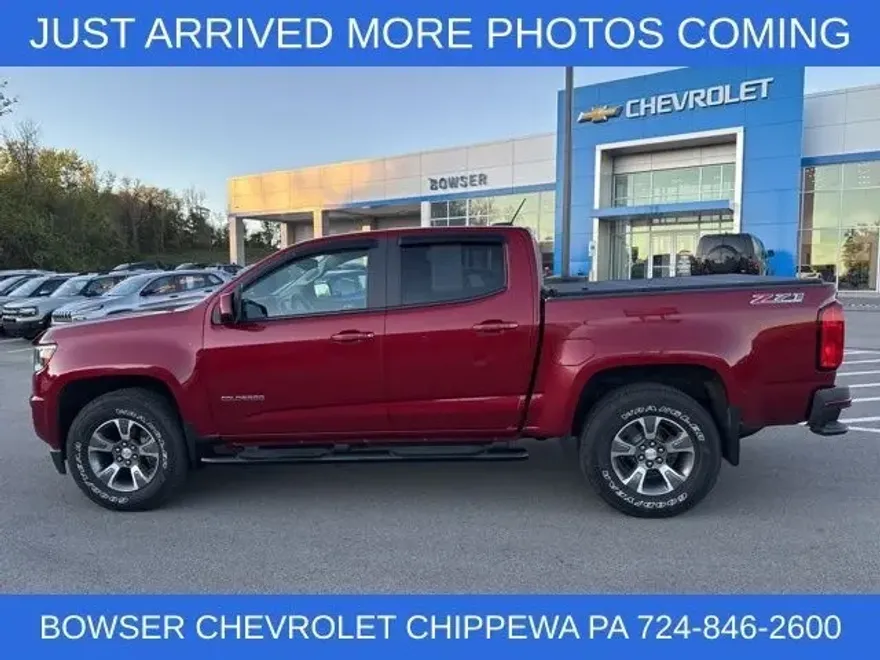 2017 Chevrolet Colorado Z71 photo 1