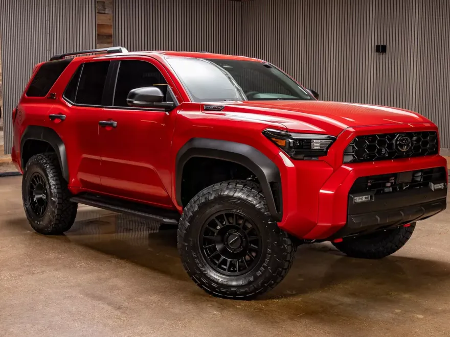 2025 Toyota 4Runner TRD Off-Road photo 1