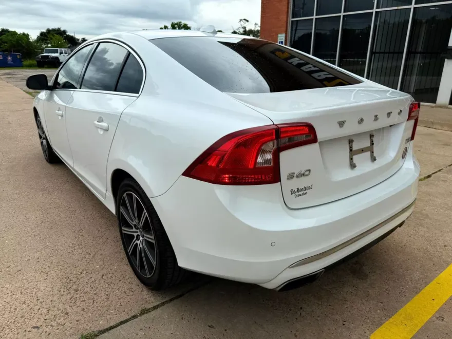 2018 Volvo S60 T5 Inscription photo 1