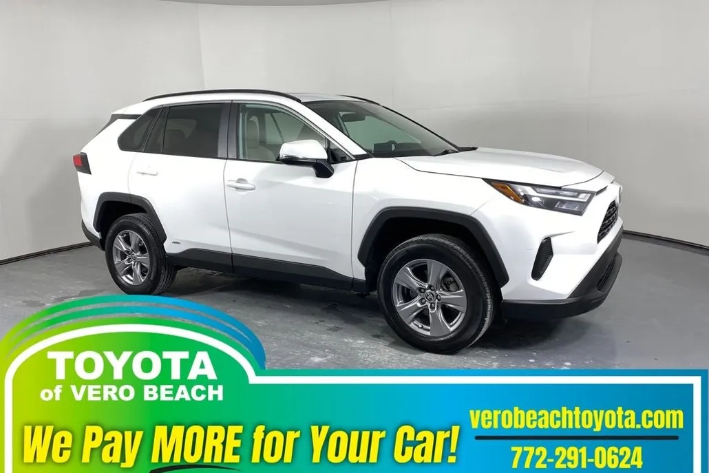 2023 Toyota RAV4 Hybrid XLE photo 1