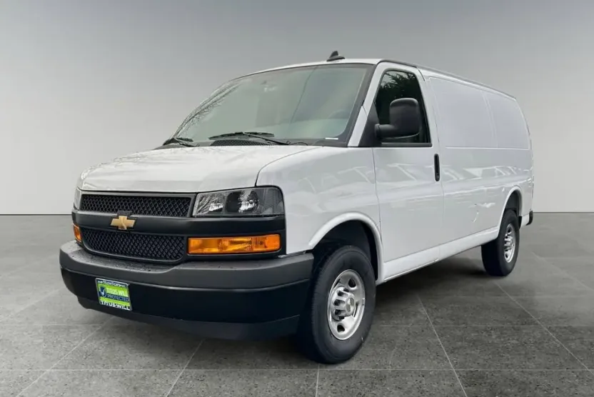 2025 Chevrolet Express 2500 Work Van Cargo photo 1