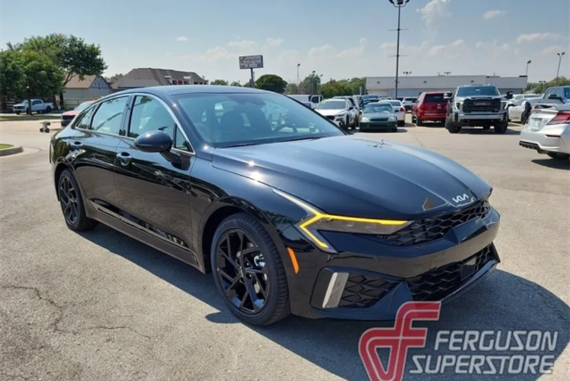 2026 Kia K5 GT-Line photo 1
