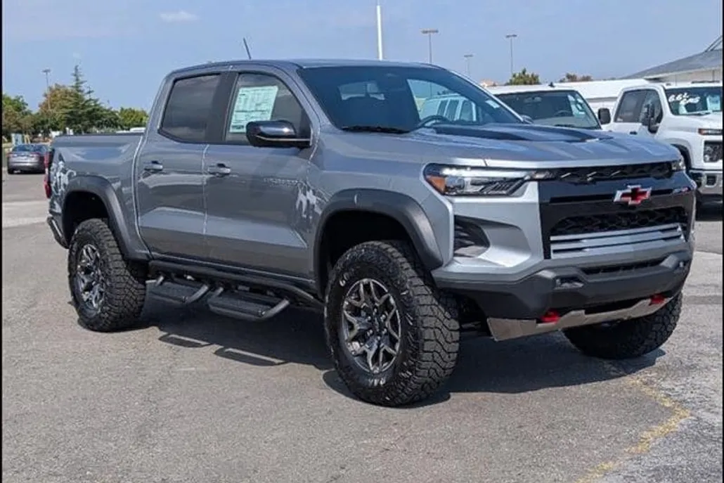 2026 Chevrolet Colorado ZR2 photo 1