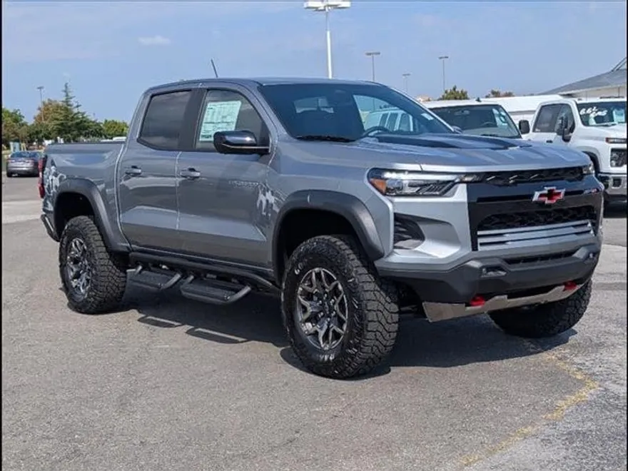 2026 Chevrolet Colorado ZR2 photo 1