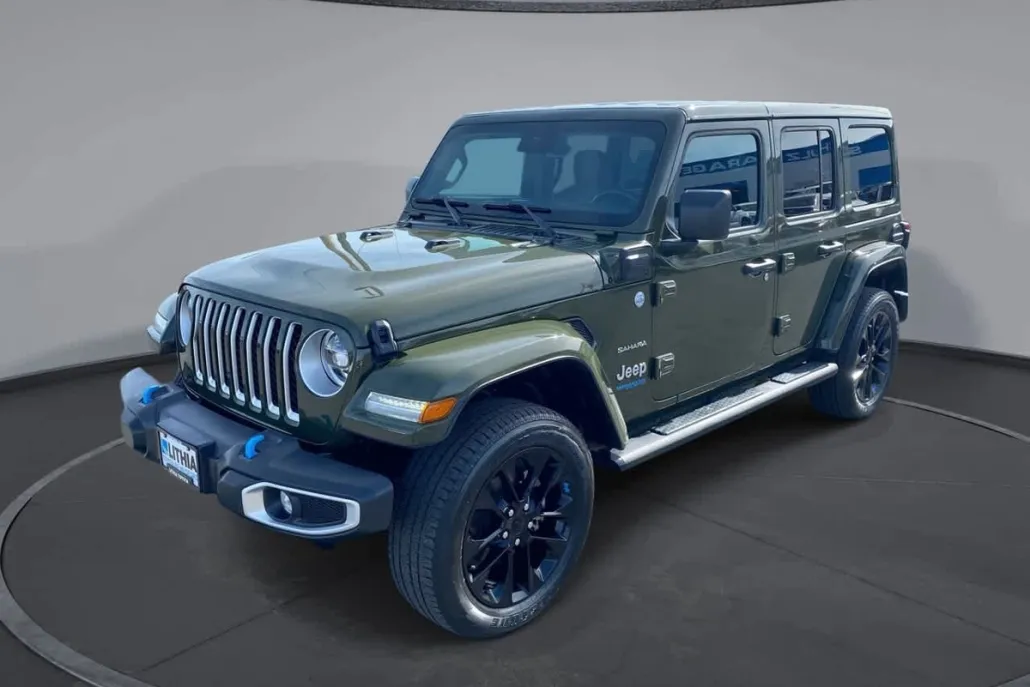 2022 Jeep Wrangler Unlimited 4xe Sahara photo 1