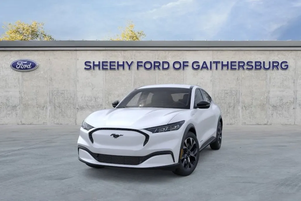 2025 Ford Mustang Mach-E Select photo 1