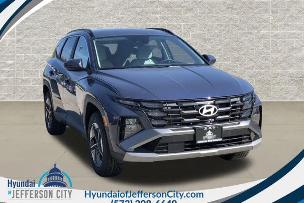 2025 Hyundai Tucson SEL photo 1