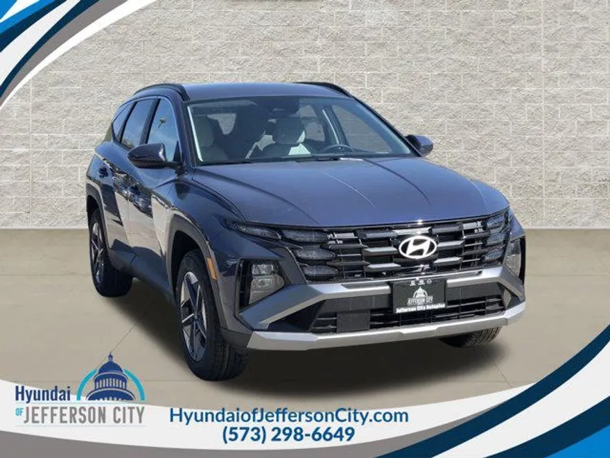 2025 Hyundai Tucson SEL photo 1