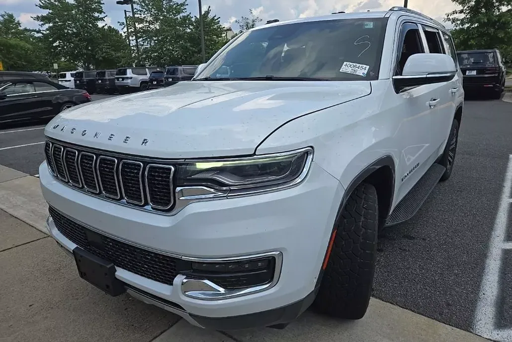 2022 Jeep Wagoneer Series III photo 1