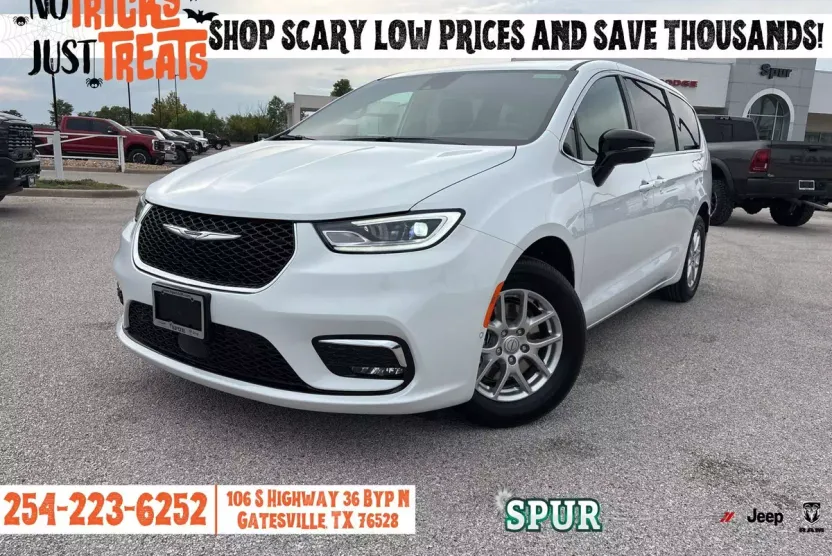 2026 Chrysler Pacifica photo 1