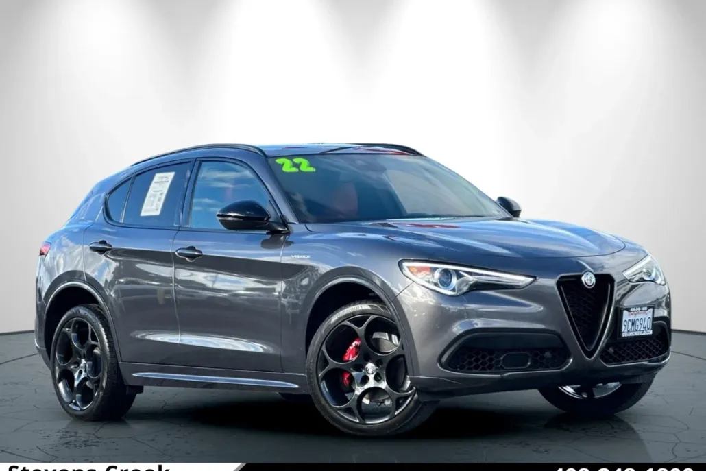 2022 Alfa Romeo Stelvio Ti Sport photo 1
