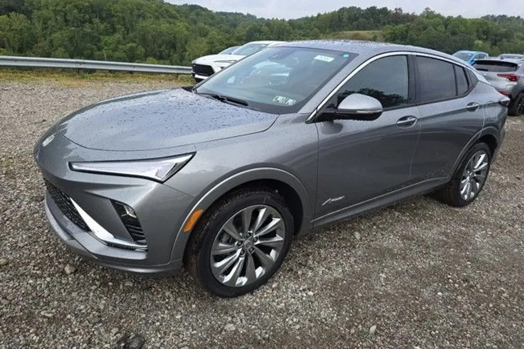 2025 Buick Envista Avenir photo 1