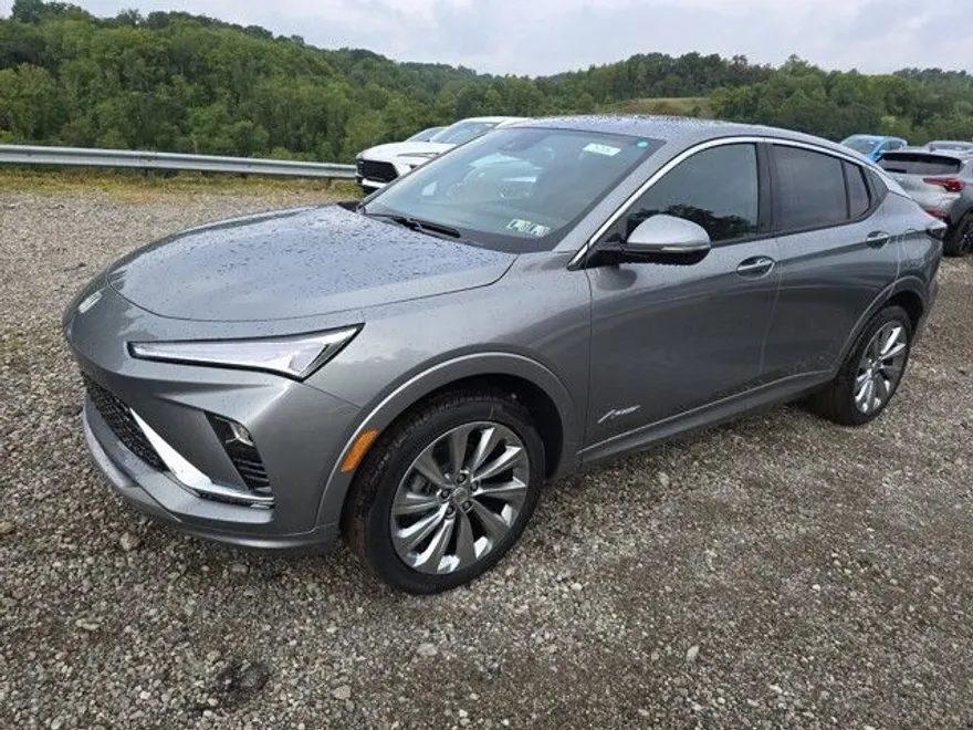 2025 Buick Envista Avenir photo 1