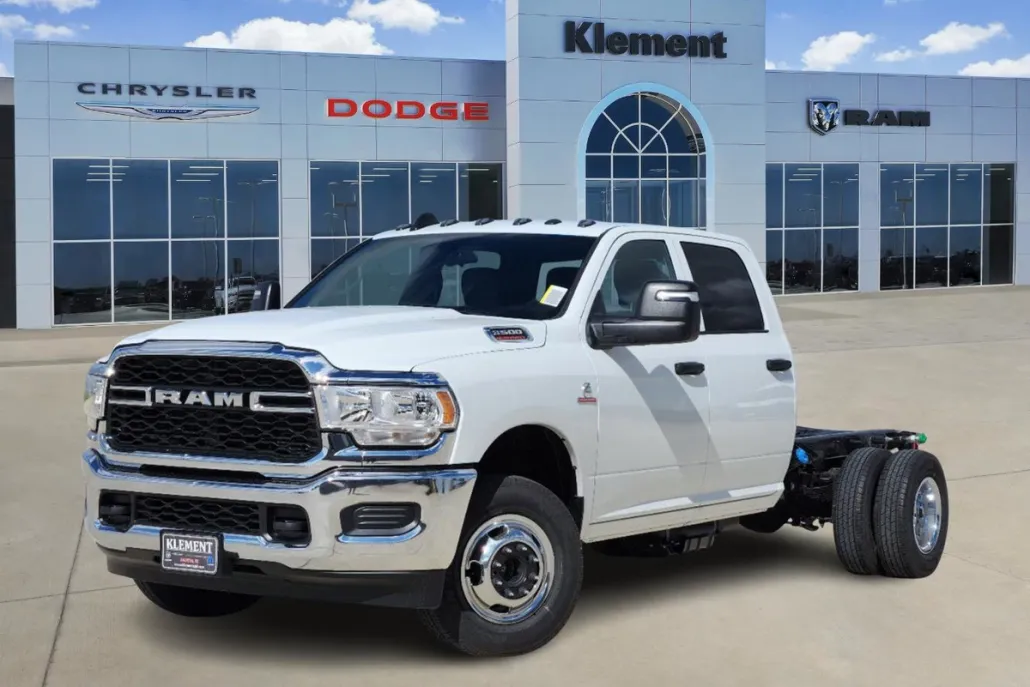 2024 Ram 3500 Tradesman photo 1