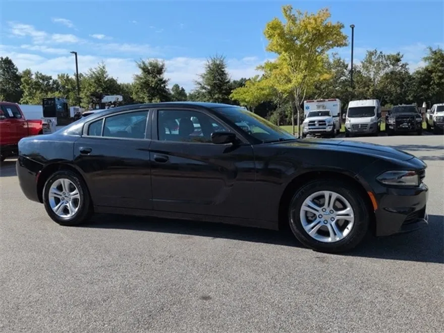 2021 Dodge Charger SXT photo 1