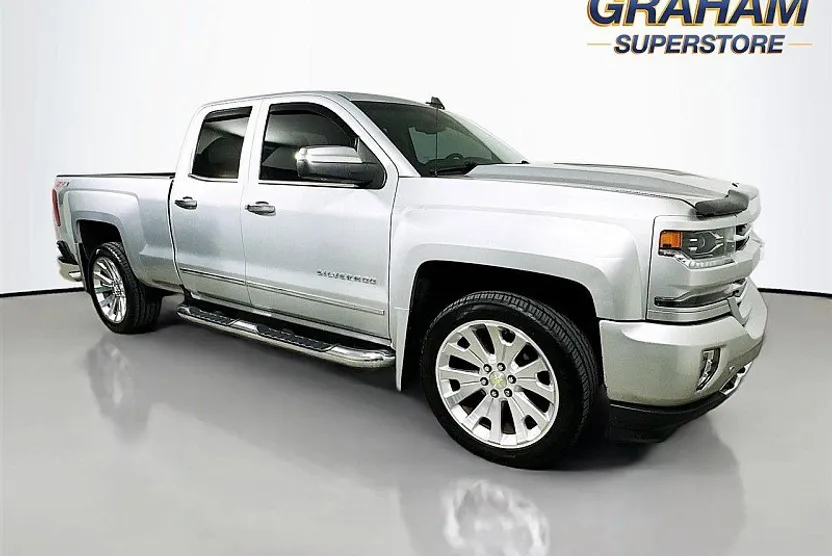 2016 Chevrolet Silverado 1500 LTZ photo 1