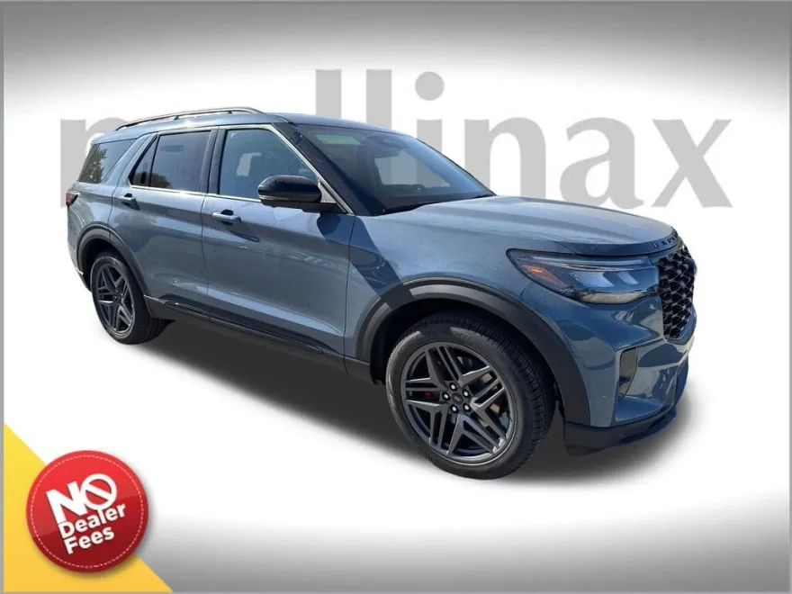 2025 Ford Explorer ST photo 1