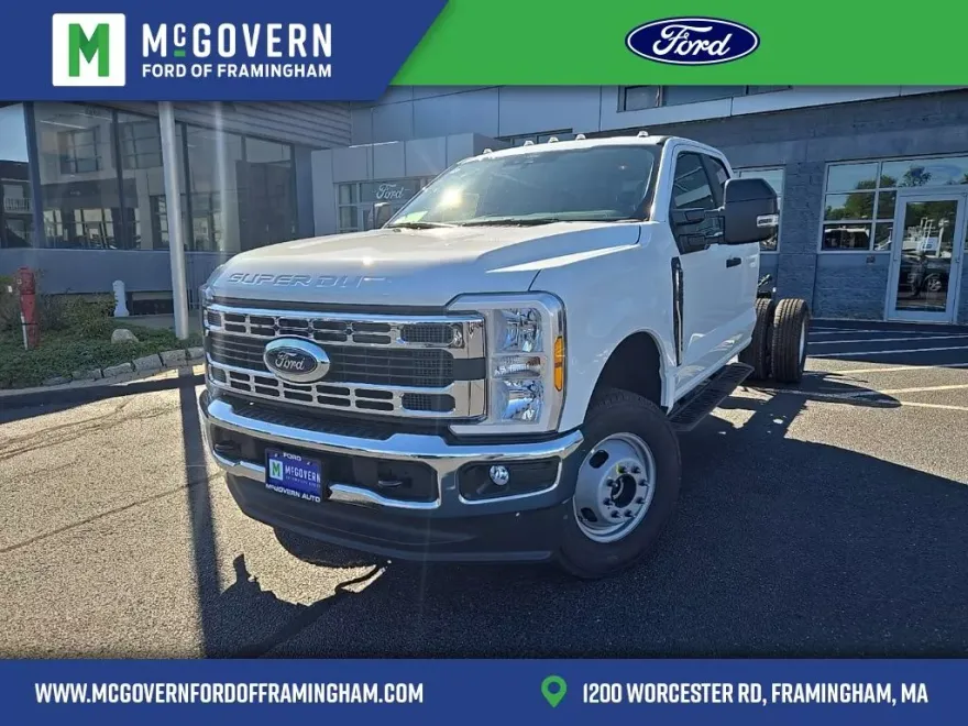 2025 Ford F-350 photo 1