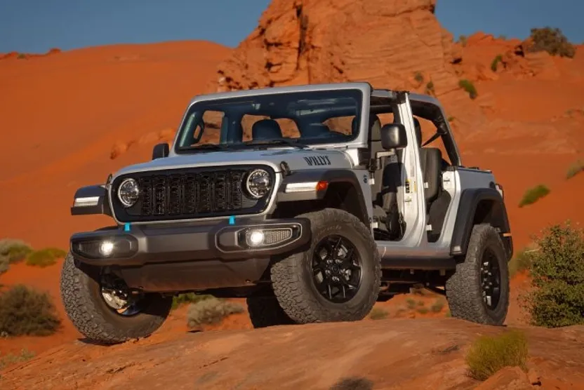 2025 Jeep Wrangler 4xe Rubicon photo 1